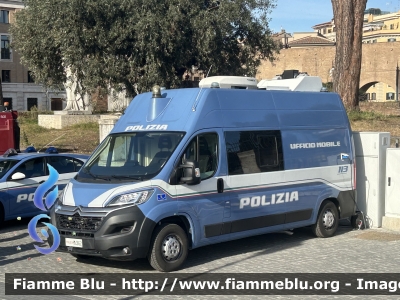 Citroen Jumper IV serie
Polizia di Stato
Ufficio Mobile
POLIZIA M4662
Parole chiave: Citroen_Jumper POLIZIAM4662