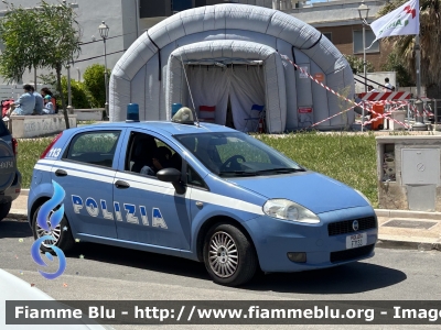 Fiat Grande Punto
Polizia di stato
Polizia F7133
Parole chiave: Fiat Grande_Punto Polizia F7133