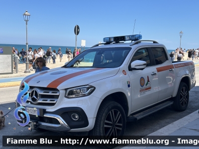 Mercedes Benz Classe X
Regione Puglia
Protezione Civile
Colonna Mobile Regionale
GB925MT
Parole chiave: Mercedes-Benz Classe_X