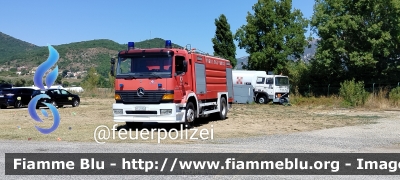 Mercedes-Benz Atego 1828 I serie
Vigili del Fuoco
Comando Provinciale di L’Aquila
AutobottePompa allestimento Bai
VF 21154
Parole chiave: Mercedes-Benz Atego_1828_Iserie VF21154