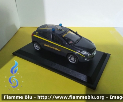 Fiat Nuova Bravo 
Guardia di Finanza
Modello elaborato in scala 1:43
Parole chiave: Fiat Bravo