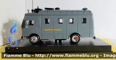 Iveco A55 F-13
Guardia di Finanza - Veicolo blindato per servizi di ordine pubblico
Modello elaborato in scala 1:43
Parole chiave: Iveco_A55_F-13