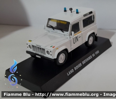 Land Rover Defender 90
Guardia di Finanza - Missione U.N.M.I.K. Kosovo
Modello elaborato in scala 1:43
Parole chiave: Land_Rover_Defender_90